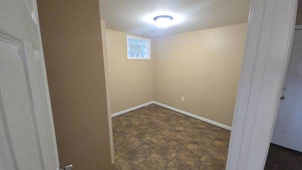 $800 / 2br - Rarely Available 2 Bed Apt - Showing by appointment ONLY! (Gary)63960009614850123