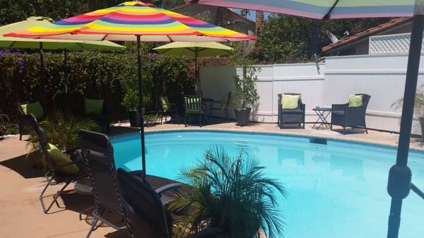 $1,400 / 3br - 144ft2 - Westside-Encino Furnished Bedroom in Home With Pool (LGBT Friendly) (Encino, CA)63700958637059123