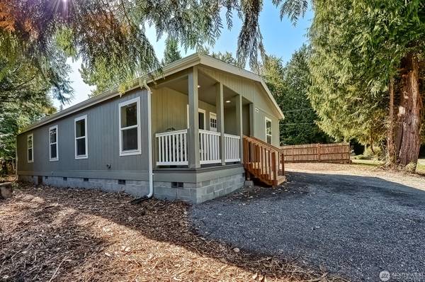 $450,000 / 3br - 1306ft2 - Be the proud owner of this new home (Blaine)64141620656898123