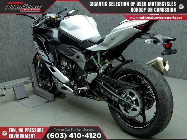 con 2024 Kawasaki ZX400PRFNL NINJA ZX-4RABS - 399cc Prices and Values