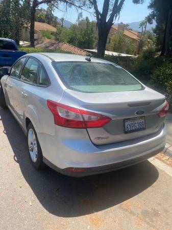 2013 ford focus 5speed manual - $2,900 (La mesa)63470050646401122