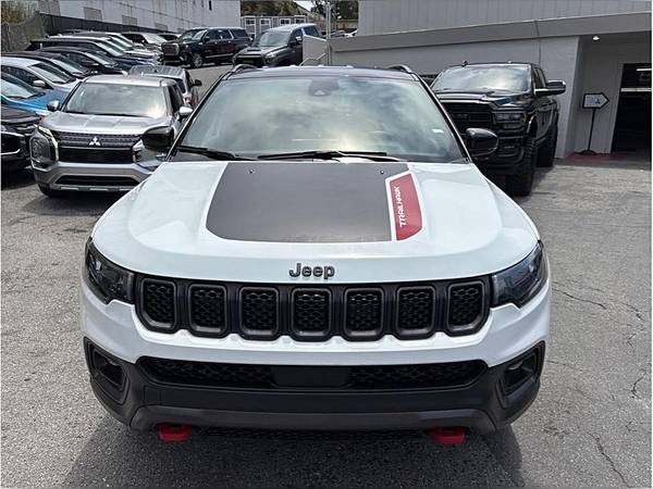 2023 Jeep Compass Trailhawk Sport Utility 4D - $25498.00 (excelsior / outer mission)63624145546755121
