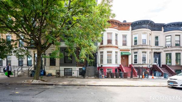 $3,000 / 2br - Renovated 2BR-Pre-War Charm, Modern Finishes & Roof Access (Bed-Stuy)63689844109315121