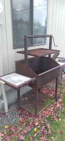 Argentine Santa Maria Adjustable Live Fire BBQ Grill 1