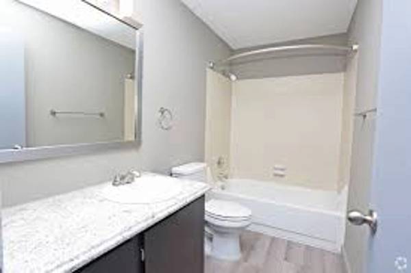 $1,495 / 1br - 680ft2 - Tailored for pet lovers! 1 Bed/1 Bath in our pet-friendly community. (Seattle - Bryn Mawr-Skyway)63934290694658124