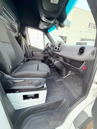 2020 Mercedes Benz Sprinter144wb - Photo 7