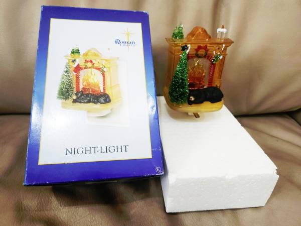 CHRISTMAS NIGHT LIGHT 1