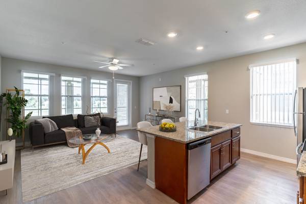 $1,624 / 2br - 1598ft2 - $500 OFF Move-In Costs on Select Studio and 2 Bedroom Apartment Homes* (Lady Lake, Ocala)63899259320707122