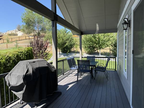 $2,950 / 3br - 2974ft2 - Espaciosa casa amueblada en Manson disponible ahora hasta junio (Manson)63872425603457124