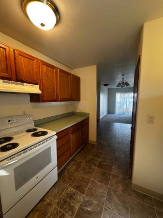 $2,295 / 3br - 1472ft2 - 3 Bedroom, 1 and half Bathroom Duplex! (Corvallis, Or)63945099627394122