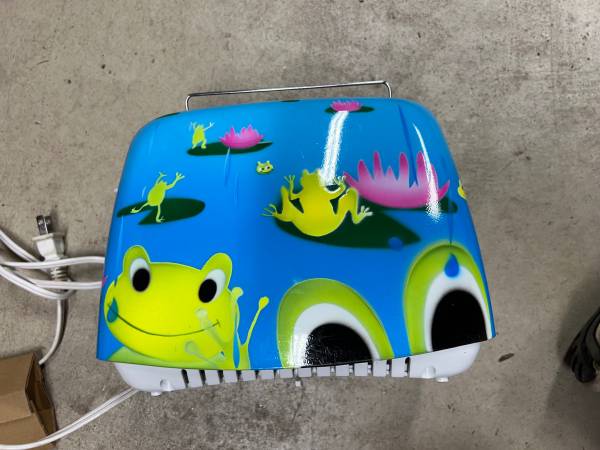 Pylones toaster NEW 1