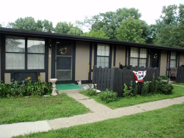 $529 / 1br - 300ft2 - 1-BR Efficiency Apartment Downtown (Coshocton)63905514796546122