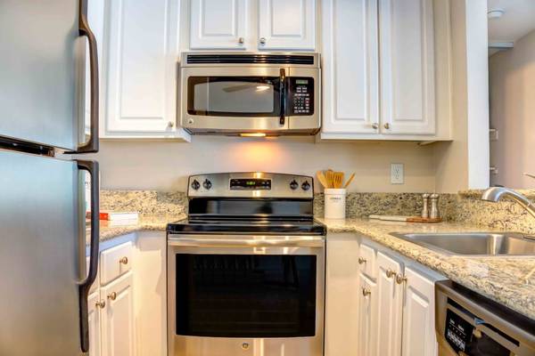 $2,752 / 1br - 616ft2 - 1/BD, Refrigerator, Dog Park (san jose north)63873333111939120