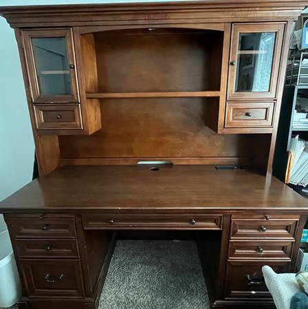 office desk 1