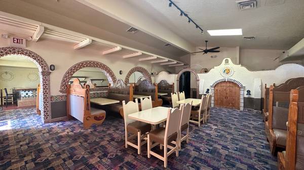 $4,500 / 4062ft2 - Prime 4,062 SF Restaurant/Bar Space in Heart of Longview (Longview)64218943623043124