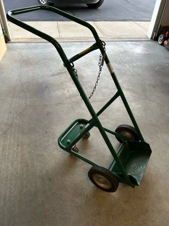 Heavy duty gas cylinder truck/ holder on wheels 1