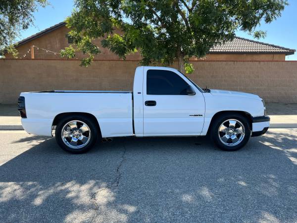2004 Chevy Silverado 5.3 cabina regular - $8,800 (Shafter)63613744645377123