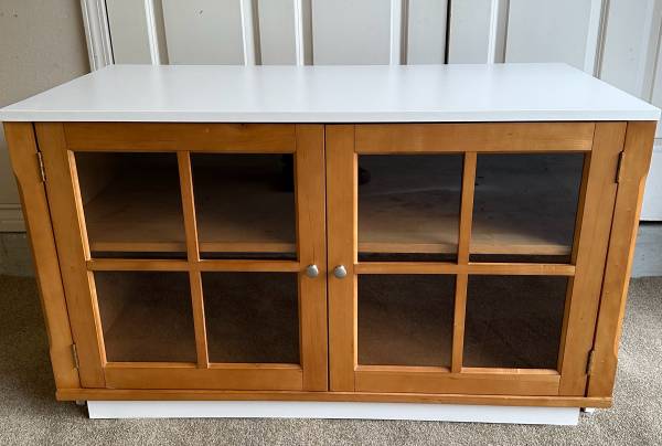 44.5" Farmhouse 4 Door TV/Entertainment Center w/Storage 1