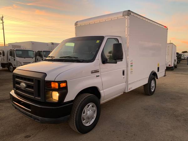 2015 FORD E350 ECONOLINE 10ft. BOX VAN - $14,900 (SAN JOSE)63622724583809120
