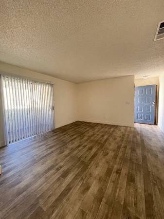 $1,045 / 2br - 1013ft2 - Waived application fees! (Laughlin, NV)63907025875075124