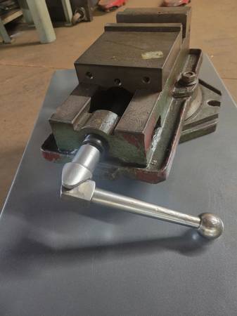 Milling machine vise 1