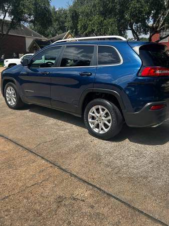 2018 Jeep Cherokee Latitude Plus – 80K Miles – Clean Title - $8,600 (Katy)63622466086401123
