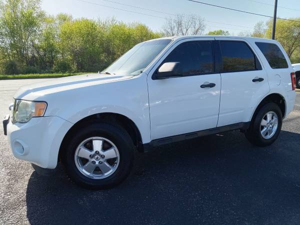 2011 FORD ESCAPE - $3,499 (BEACH PARK, ILLINOIS)63619083369731120