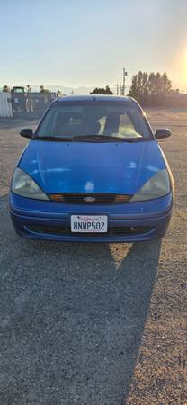2004 Ford Focus SE 1