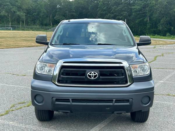 2010 Toyota Tundra SR5 4X4 154k V6 4.6 - $13,500 (Tyngsboro)63624473705219121