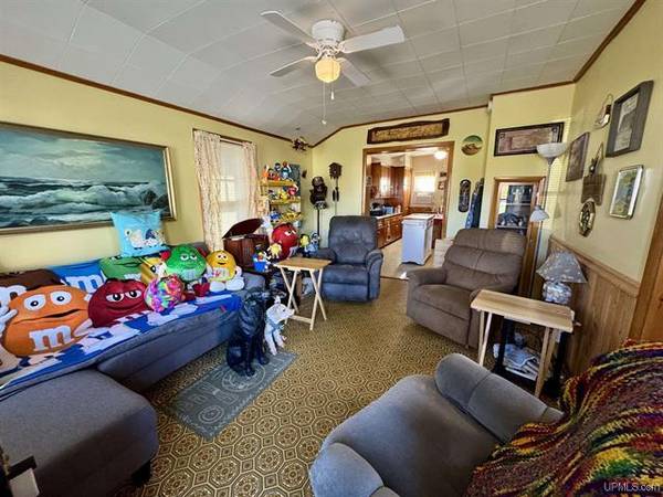 $99,400 2 BR, 1 BA Charming home MLS 50190910 (Sidnaw)64151609153922124