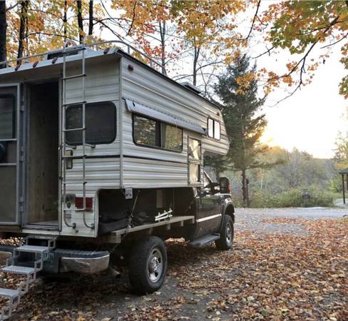 Slide in Lance camper CHEAP! 1