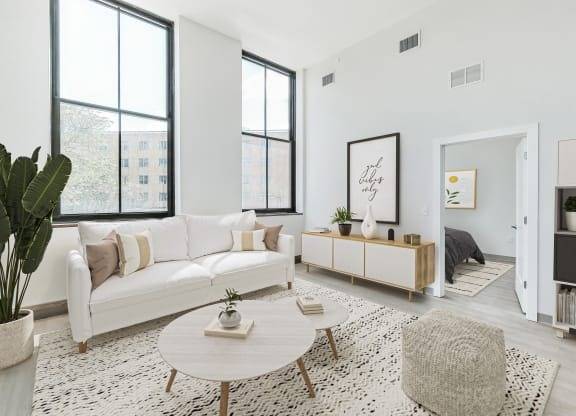 In Pittsburgh, Window Coverings, 1bd 1ba 1