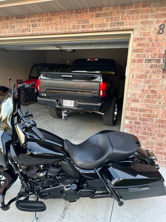 2023 street glide st - $32,500 (Nixa)62972944310275122