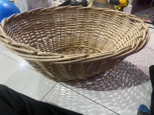27 x 20 Rectangular Wicker Basket 1