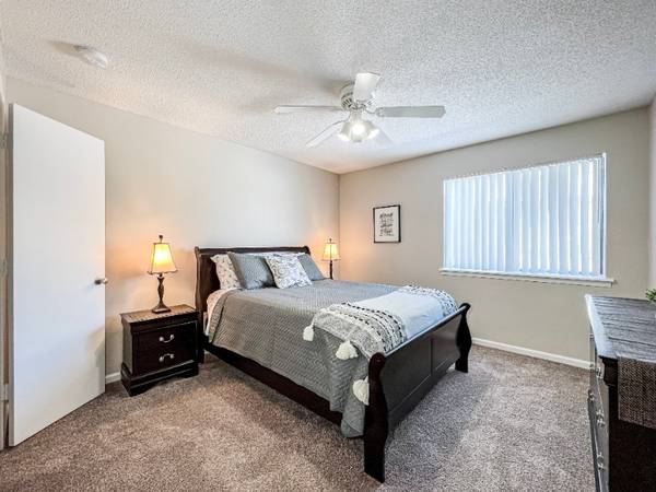 $1,240 / 2hab - 920ft2 - >>> Primer piso disponible a partir del 16 de diciembre <<< (C Ave & Boyson Road NE)63815109343745122