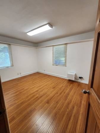 Room for rent 1