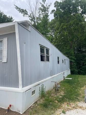 $505 / 2br - Mobile Home Needing Rehab at Lot 2 in Modernaire (Lafayette)63902944216194121