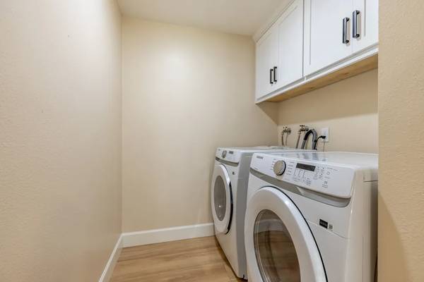 $2,200 / 3br - 1553ft2 - 🖤Cozy 3BD/2BA in Crow Canyon with In-Unit Laundry & Parking!! (danville / san ramon)64023715978370123