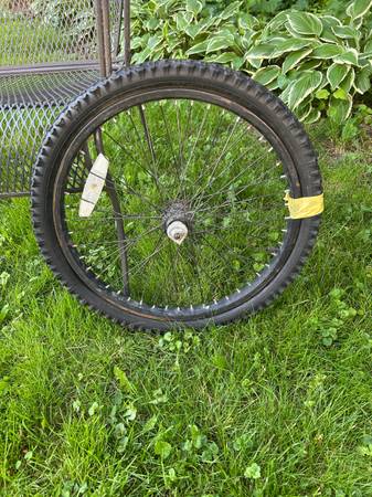 Kenda Tire/ Wheel - $35 (Bay View)63471072792705120