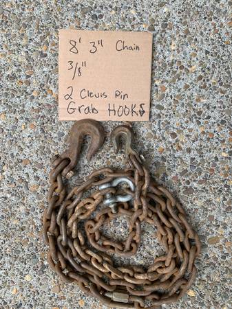 Chain, tow Chain 8’ 3" x 3/8" , 2 grab hooks 1