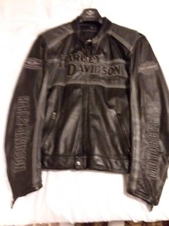 HARLEY DAVIDSON LEATHER JACKET 1