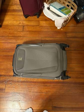Brand new suit case 1