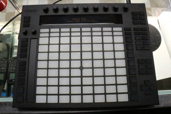 Controlador MIDI Ableton Push 1 - $200 (Mesa)63471210344579121