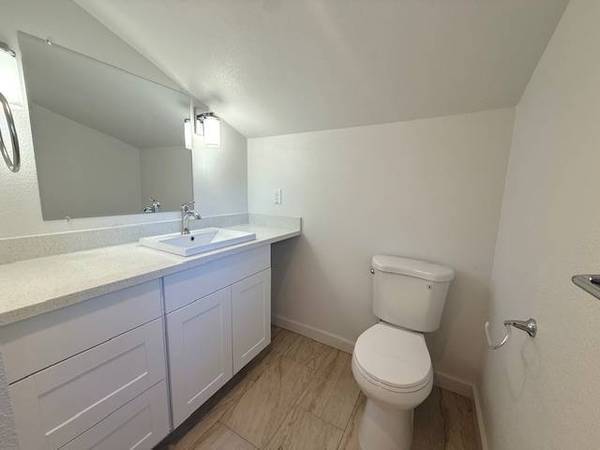 $1,400 / 2br - New Build Available Now (Davis)63961468014851123