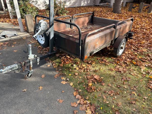 4.5 x 8 single axle dump trailer 1