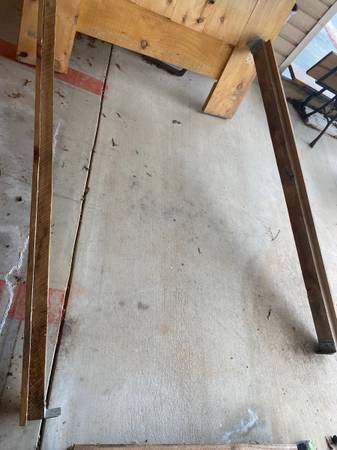 Home Made Queen Size Heart Shaped Head & Footboard With Rails - $100 (Dawsonville)63470456513283123