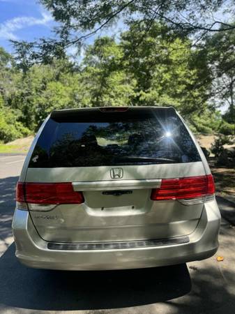 2008 Honda Odyssey - $4,950 (Fairfield)63654707802881124