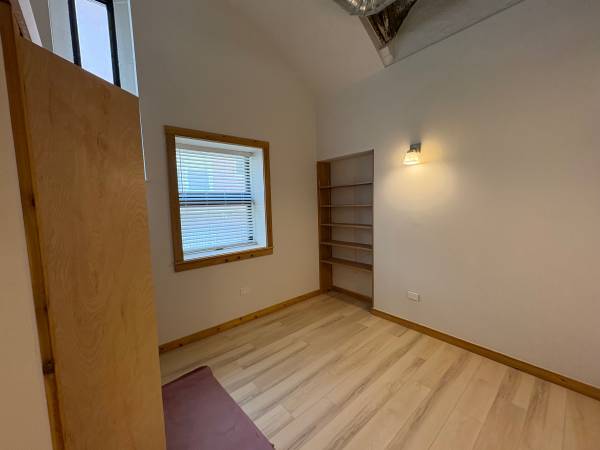 $2,350 / 1br - Kenwood/ Hyde Park -- 1 DORMITORIO 1 BAÑO   DEPARTAMENTO NUEVO (Kenwood/. Hyde Park)63781351075713121