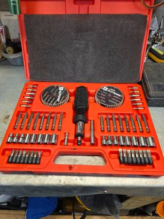 Alltrade multi tool kit 1