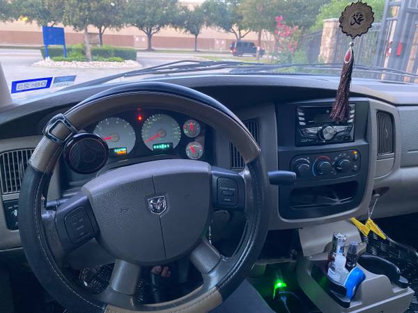 2005 Dodge Ram 1500 - $4,80063622466194691122